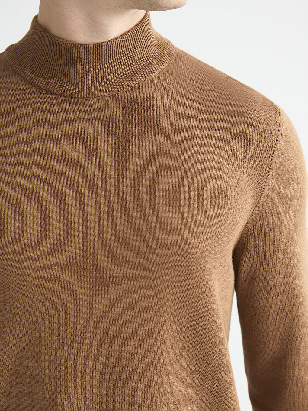 Kahverengi Yarım Balıkçı Yaka Erkek Triko Kazak-2