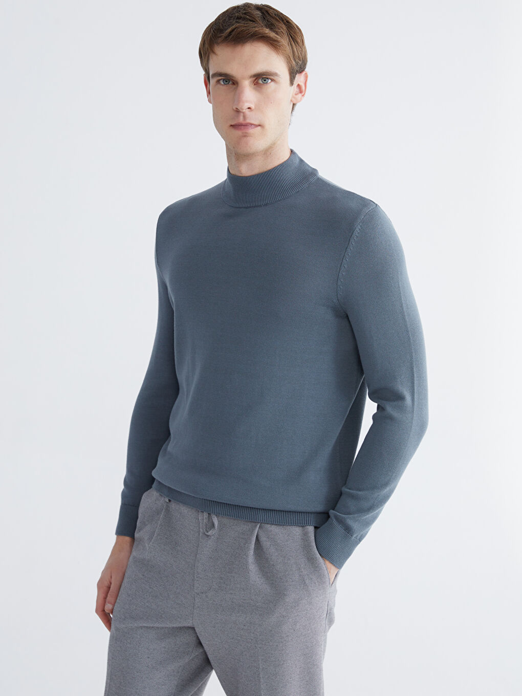 Mavi Yarım Balıkçı Yaka Erkek Triko Kazak