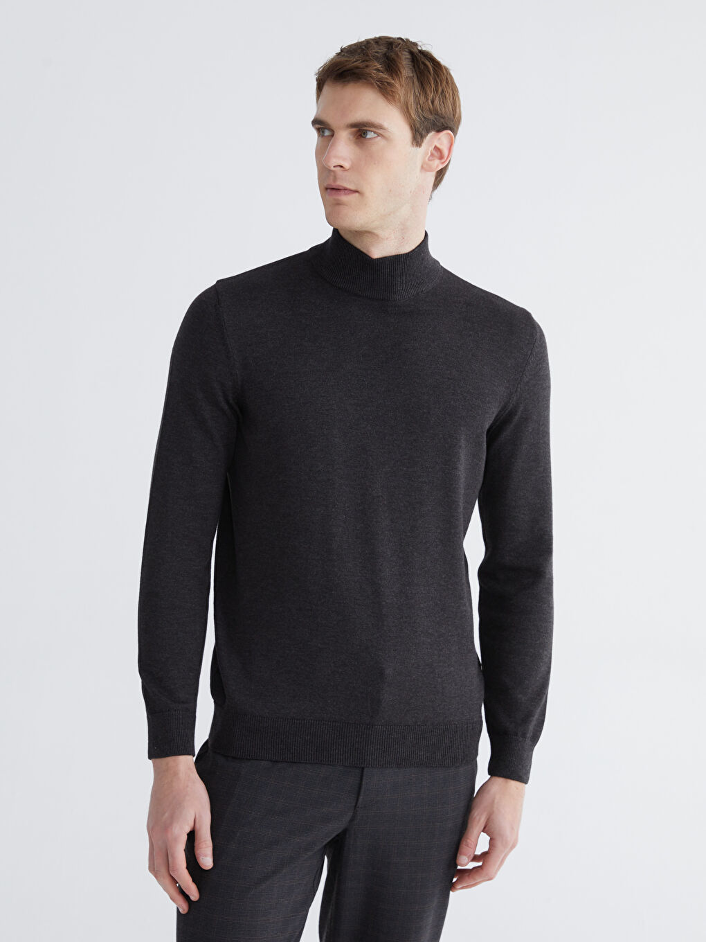 Antrasit Yarım Balıkçı Yaka Erkek Triko Kazak