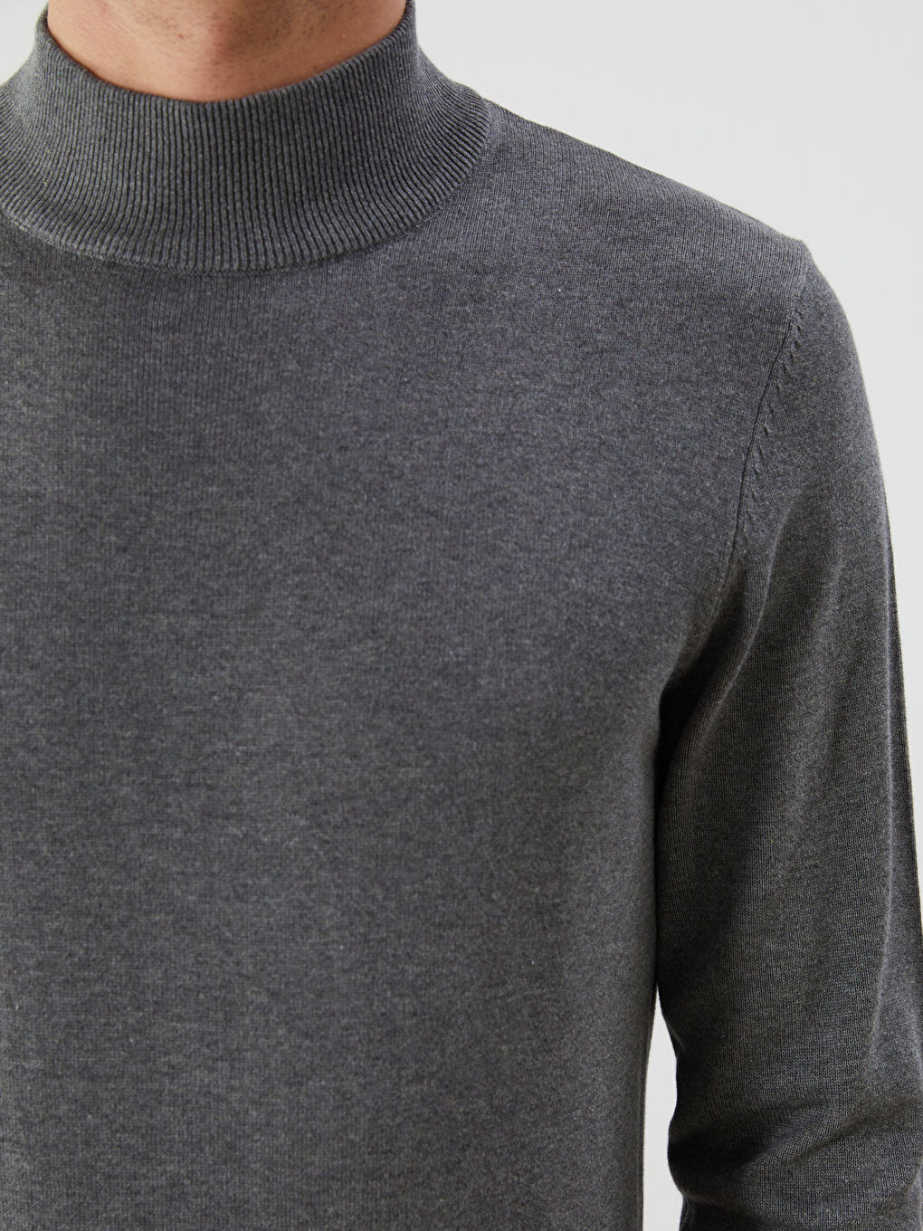 Half Turtleneck Men's Knitwear Sweater-4