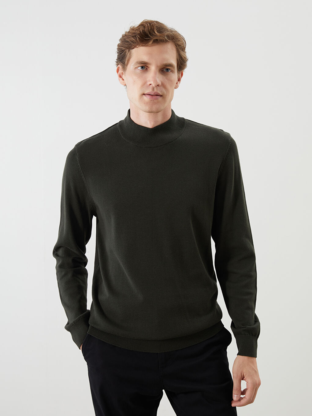LCWAIKIKI Classic Half Turtleneck Long Sleeve Men's Knitwear Sweater -W54154Z8-YJG