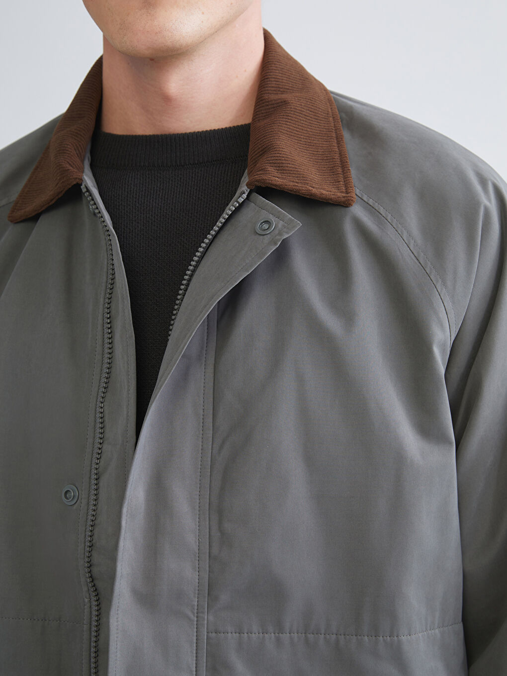 Haki Fitilli Kadife Yakalı Erkek İnce Mont-5