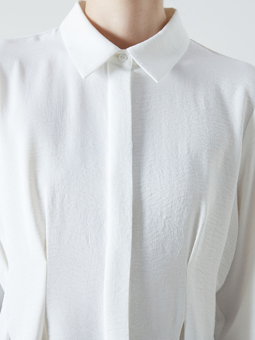 LCWAIKIKI Classic Regular Fit Aerobin Pleated Women's Shirt -W54159Z8-Q6K