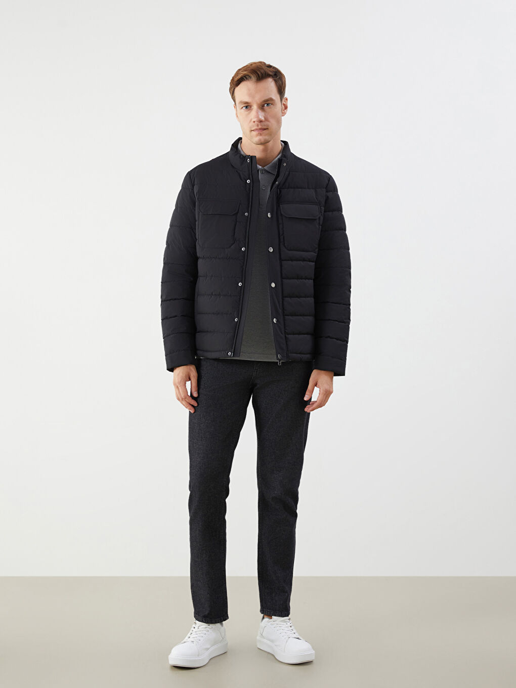 Siyah Standart Kalıp Dik Yaka Erkek Şişme Mont-1