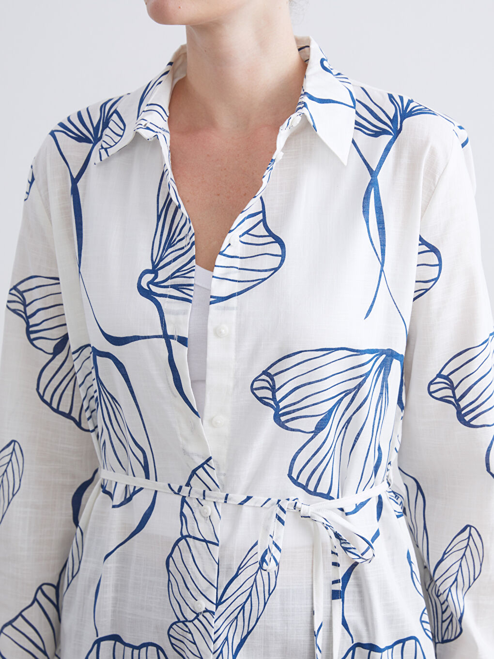 LCWAIKIKI Classic Patterned Women's Shirt Tunic -W54163Z8-LSJ