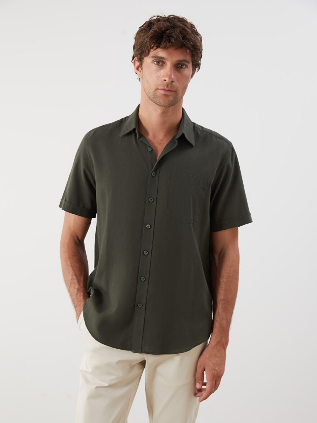LCWAIKIKI Classic Regular Fit Short Sleeve Dobby Men's Shirt -W54205Z8-CX9