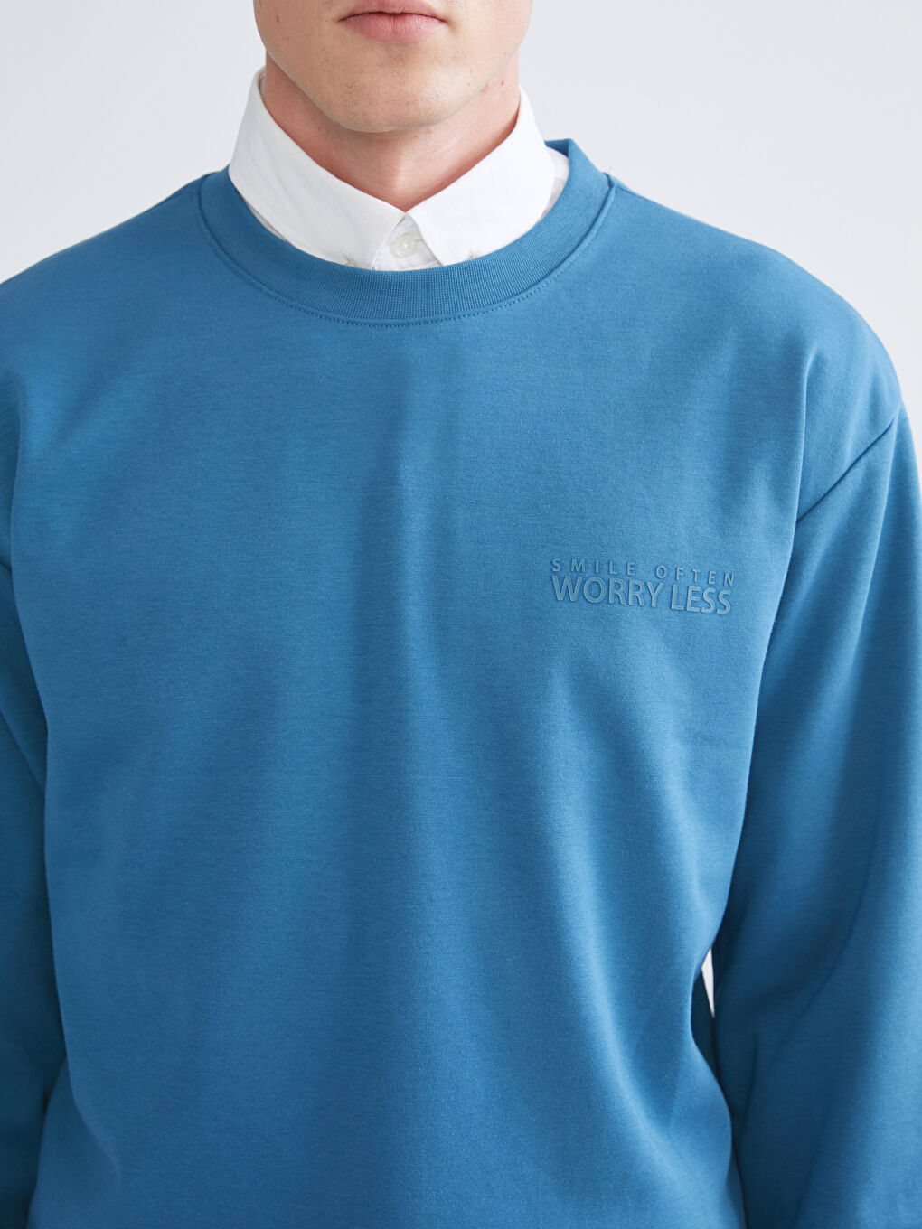 سويت شيرت للرجال مطبوع بياقة دائرية-2