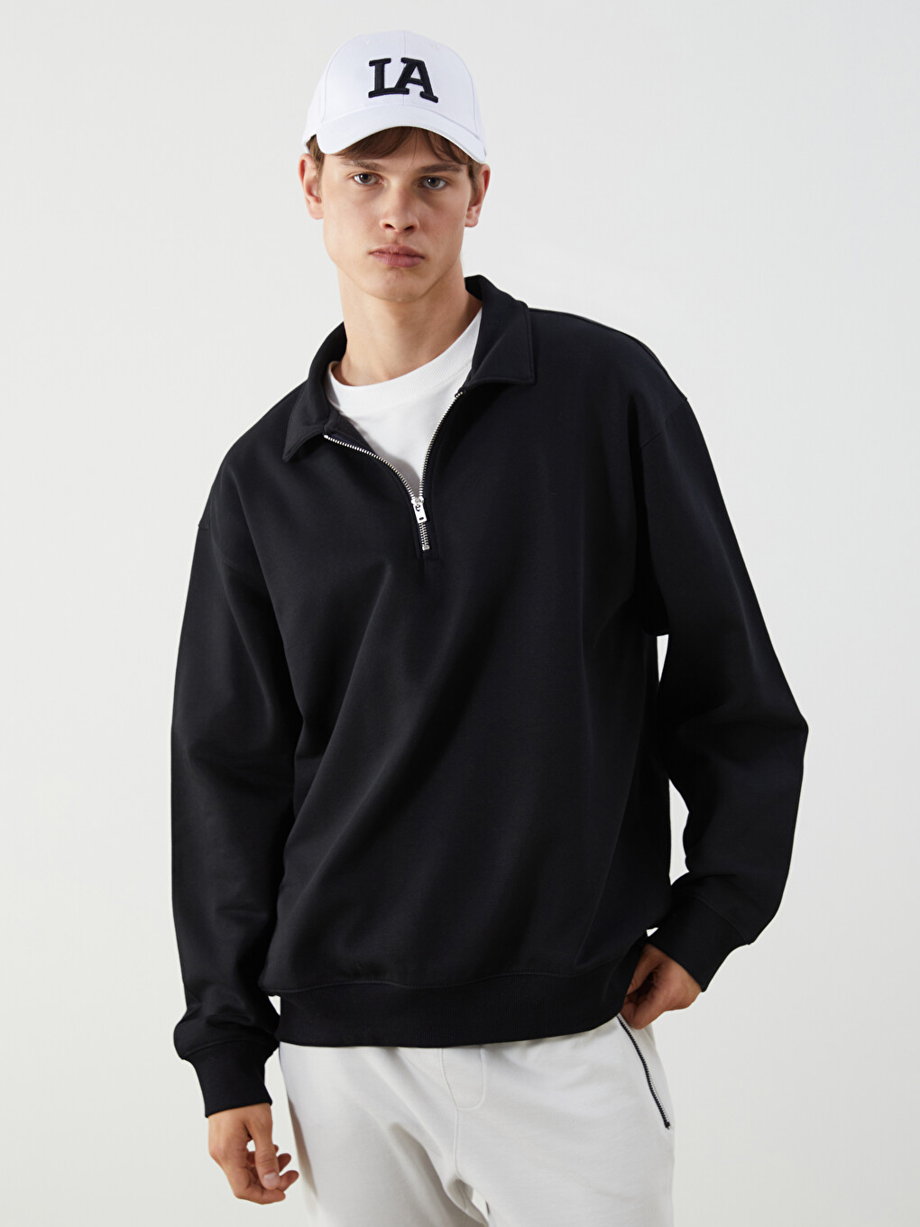 Siyah Polo Yaka Erkek Sweatshirt