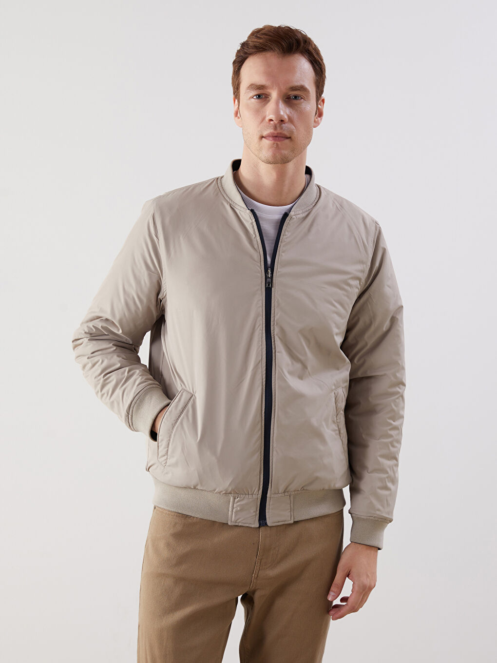 Мужской бомбер стандартного кроя с воротником колледж-1