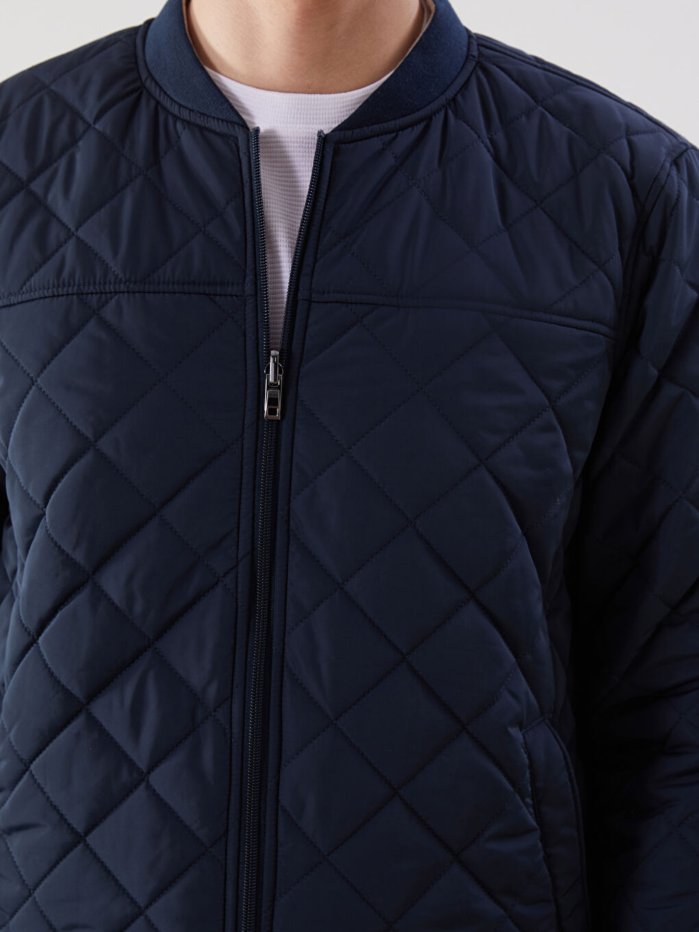 Мужской бомбер стандартного кроя с воротником колледж-4