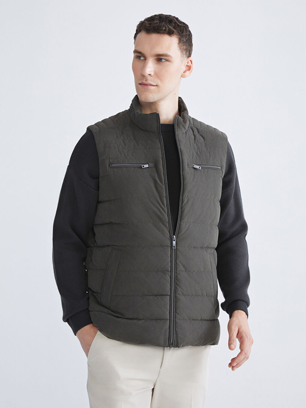 Standard Fit Funnel Neck Men's Puffer Gilet