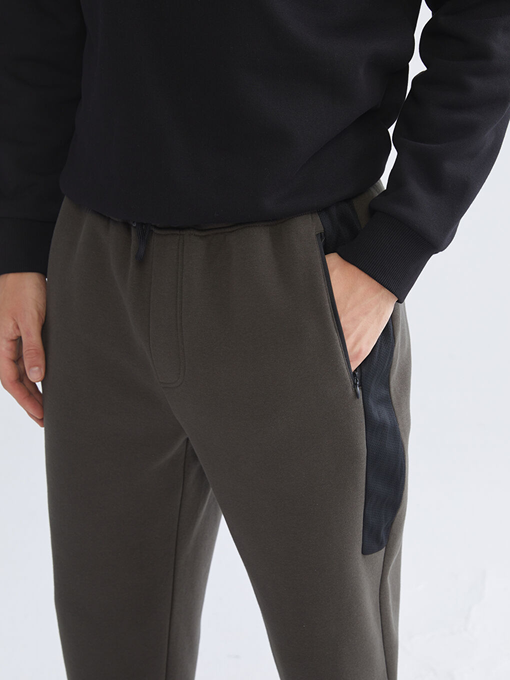 XSIDE Standard Fit Men's Jogger Sweatpants -W54355Z8-HCM