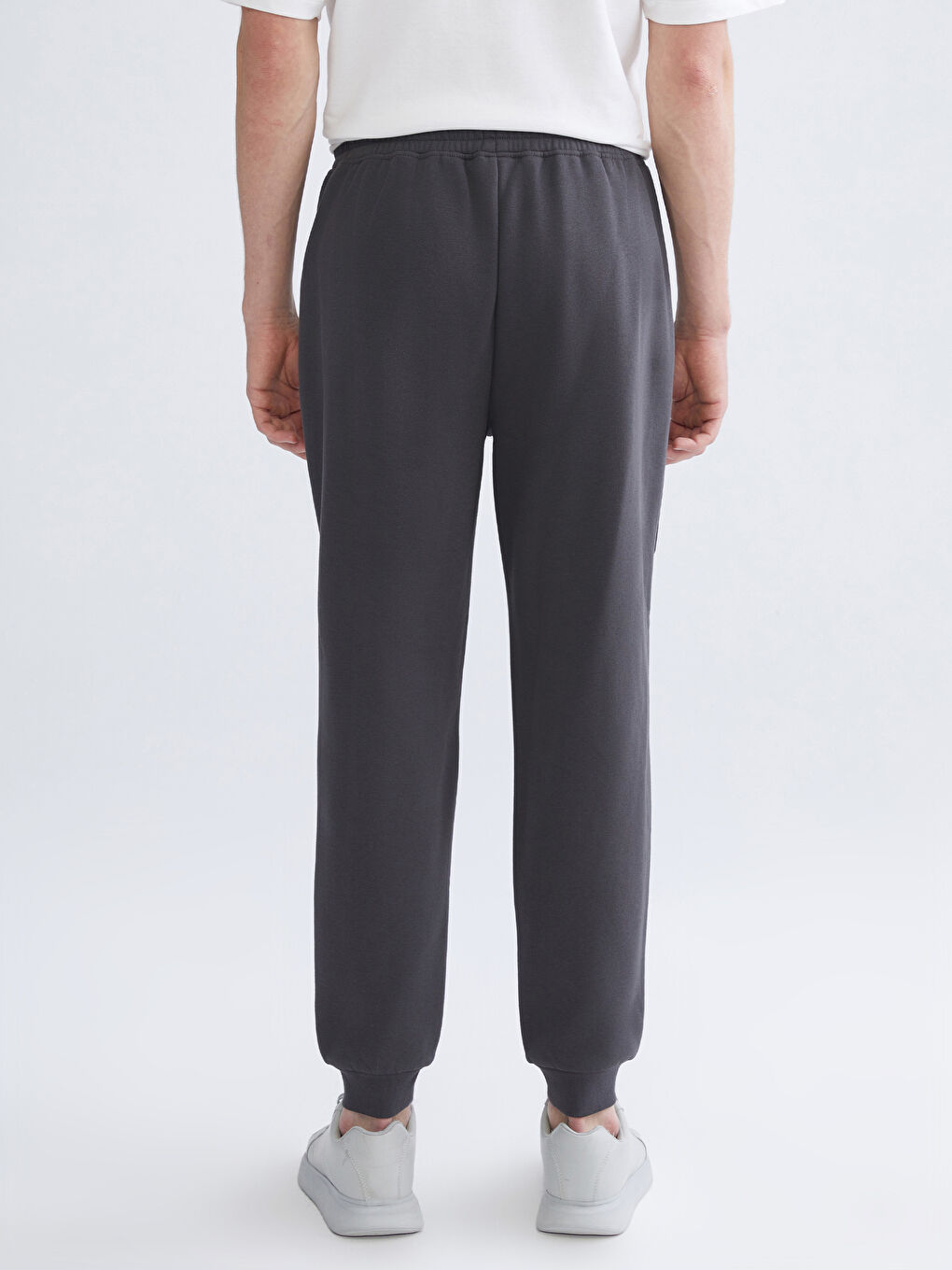 Standard Fit Men's Jogger Sweatpants-3