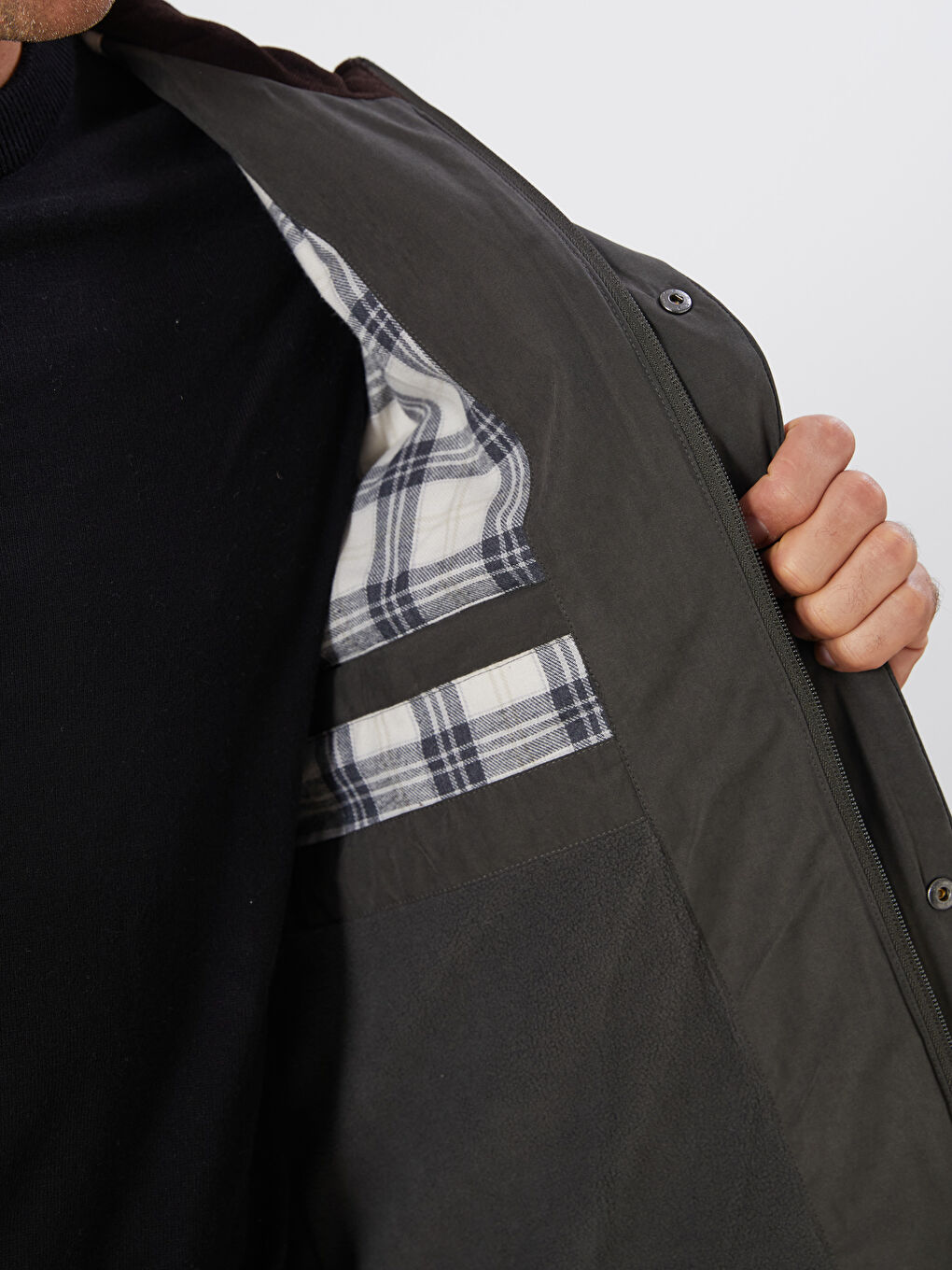 Haki Standart Kalıp Dik Yaka Erkek Şişme Mont-3