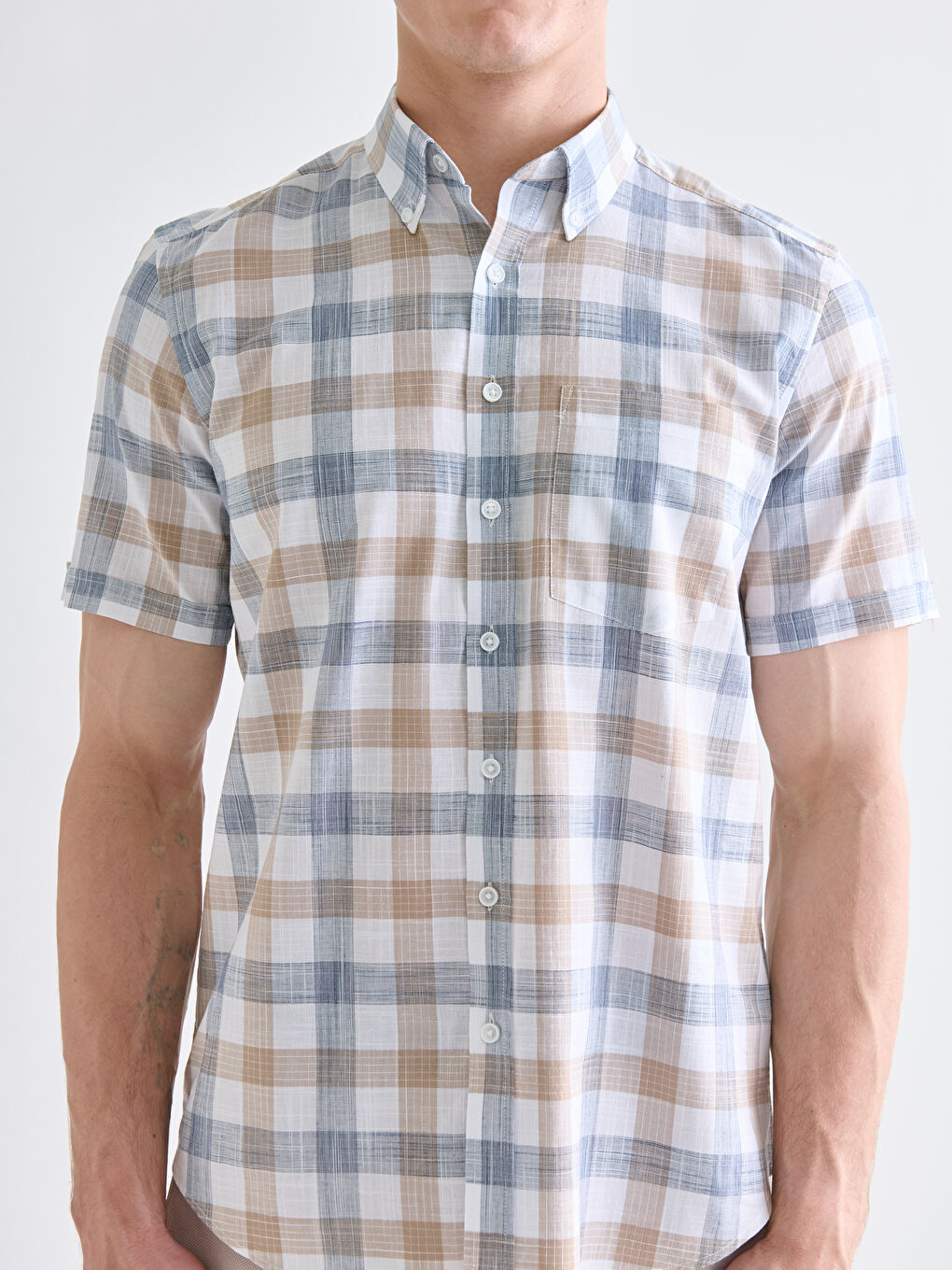 Regular Fit Short Sleeve Plaid Poplin Men's Shirt-2