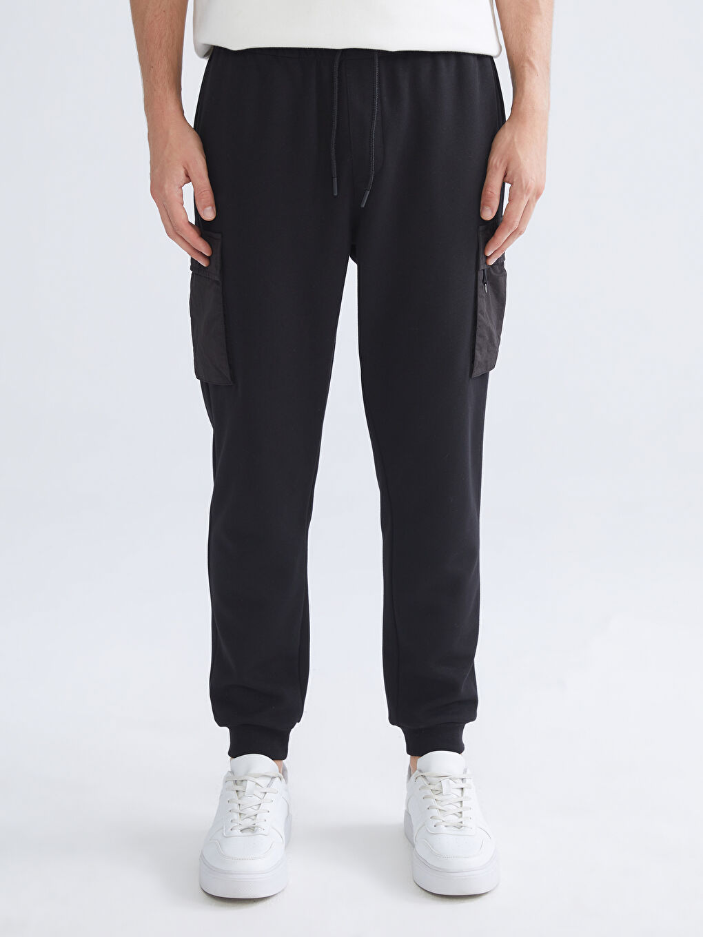 Standard Fit Men's Jogger Sweatpants-1
