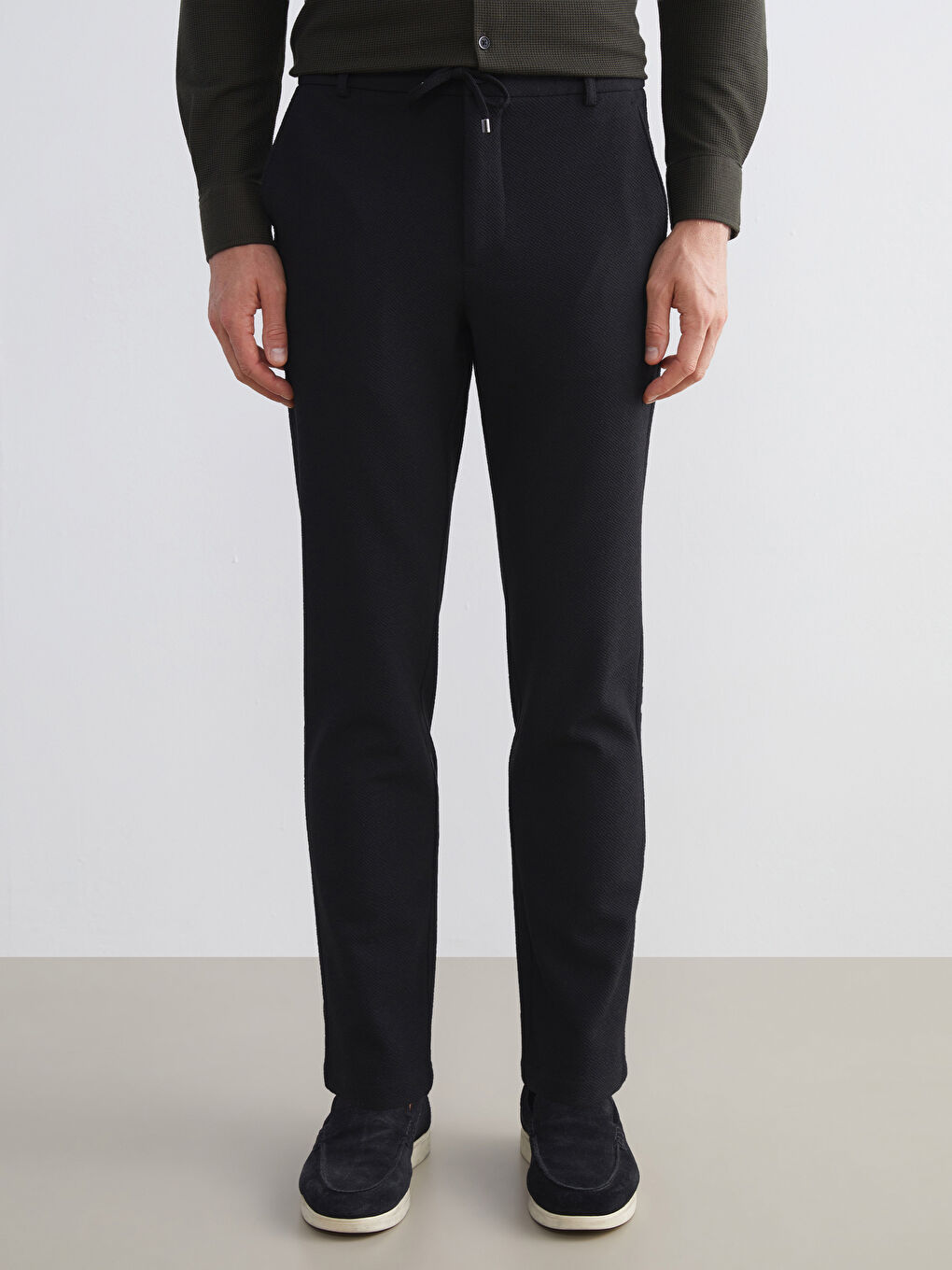 Siyah Standart Kalıp Erkek Pantolon-1