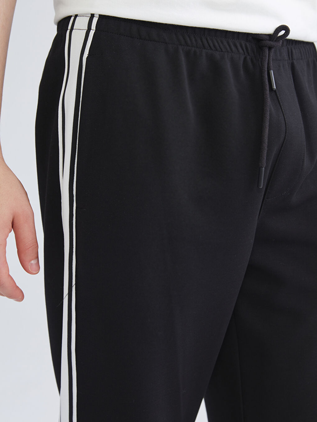 Standard Fit Men's Jogger Sweatpants-2
