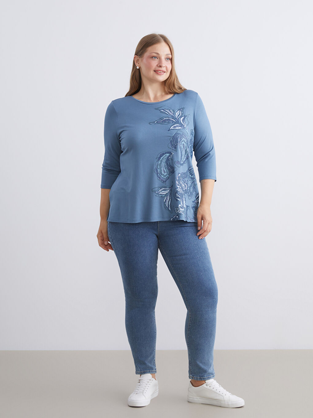 Crew Neck Floral Women's T-Shirt-1