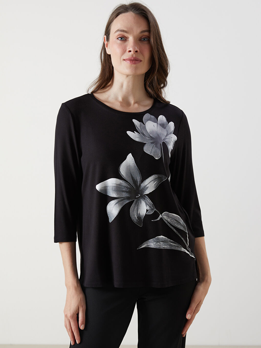 Crew Neck Floral Women's T-Shirt-1