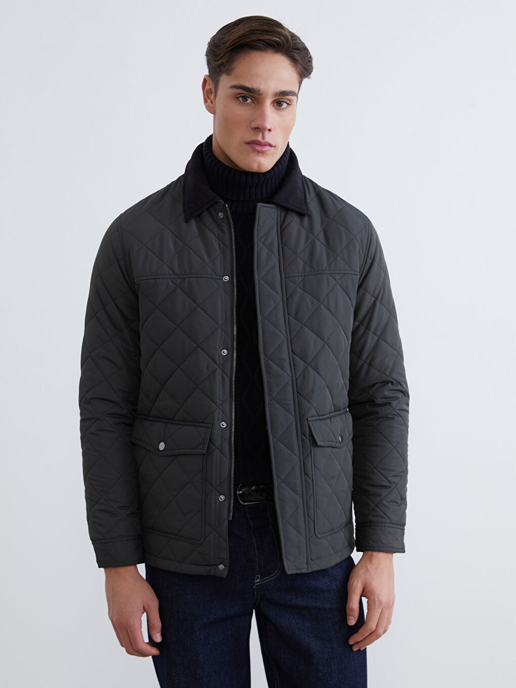 Haki Kadife Yaka Kapitoneli Erkek Mont-1