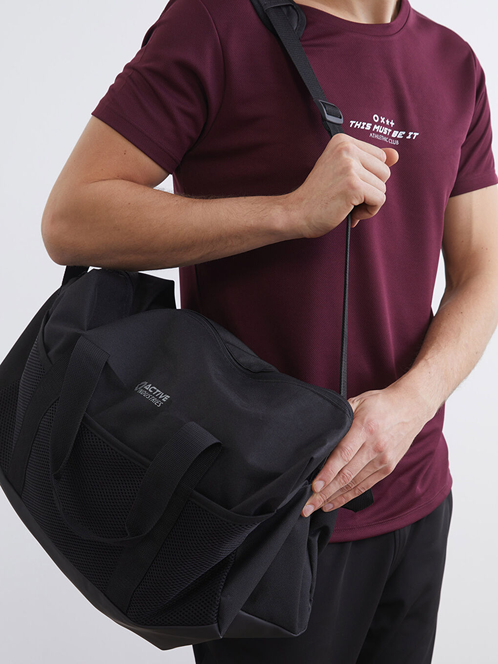 ნაბეჭდი სპორტული ჩანთა მამაკაცებისთვის-2