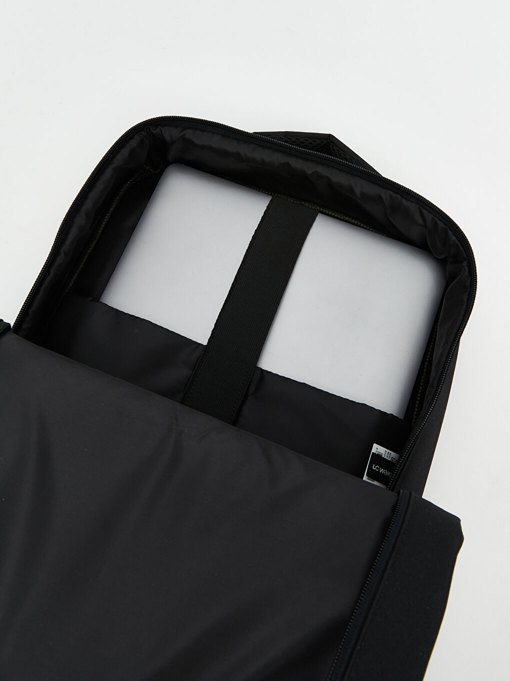 Siyah Laptop Bölmeli Erkek Sırt Çantası-8