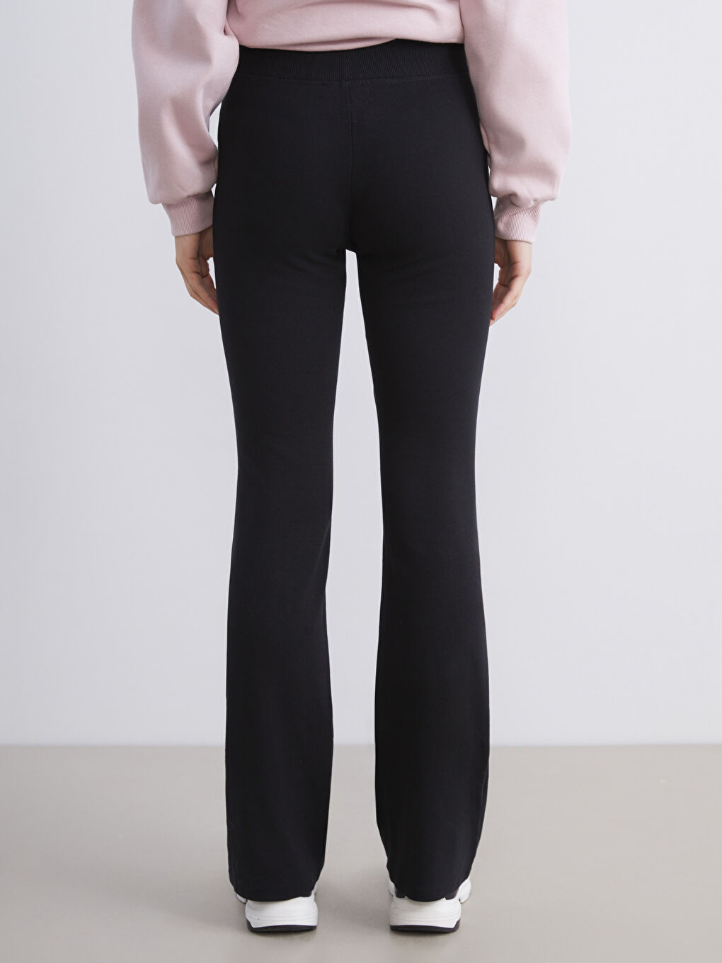 Elasticated Waist Flared Women's Sweatpants-3