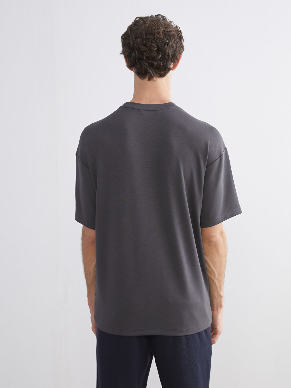 Antrasit Bisiklet Yaka Erkek Tişört-3