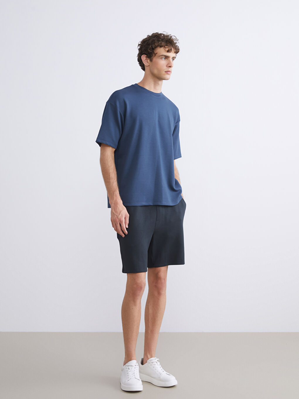 İndigo Bisiklet Yaka Erkek Tişört-1