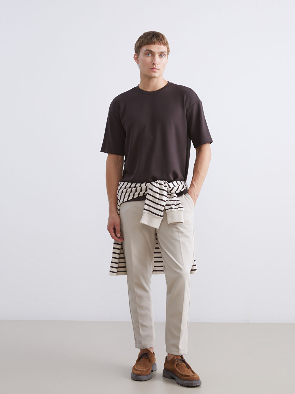 Kahverengi Bisiklet Yaka Erkek Tişört-1