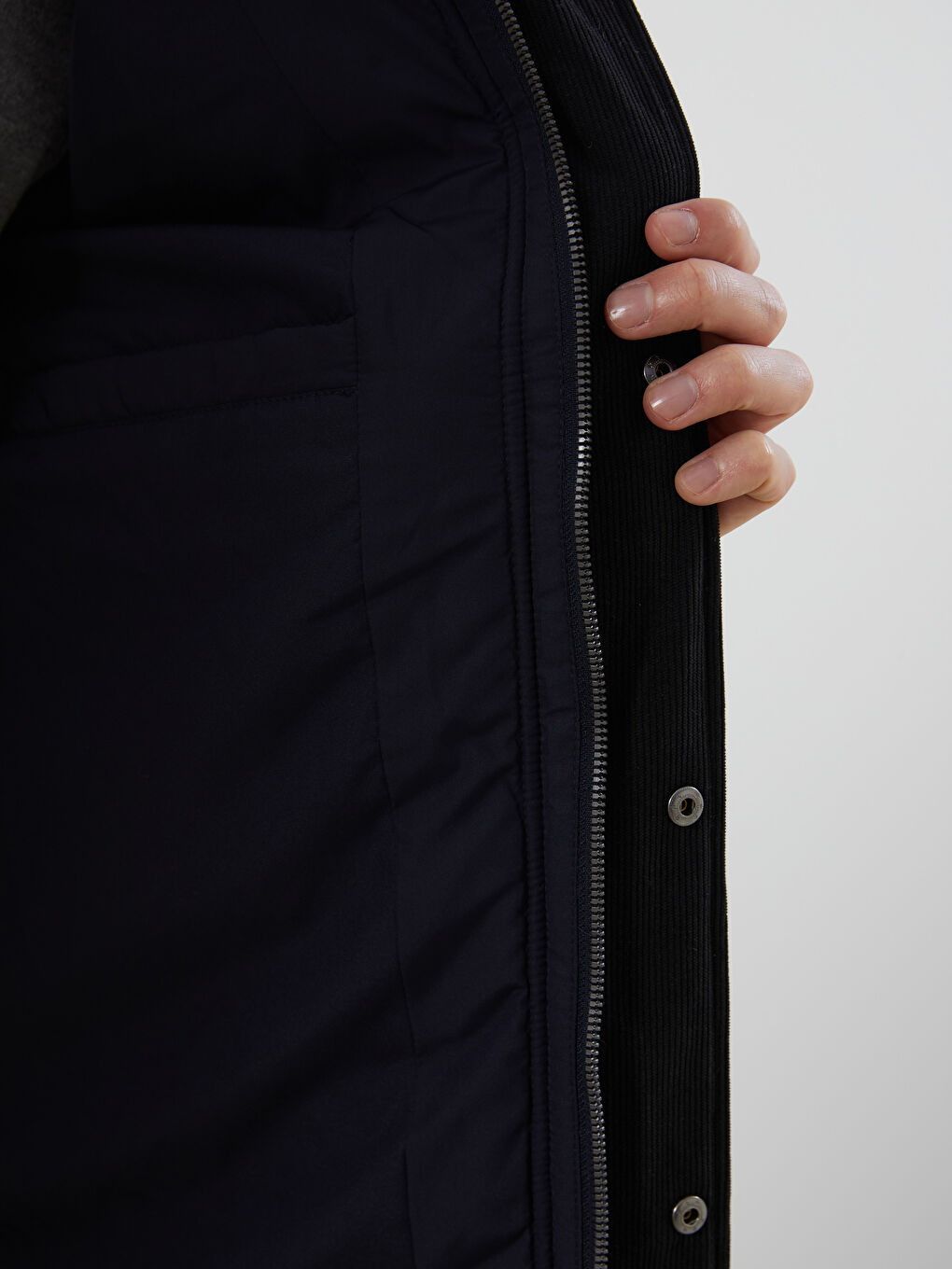 Standard Fit Collared Neck Men's Puffer Coat-3