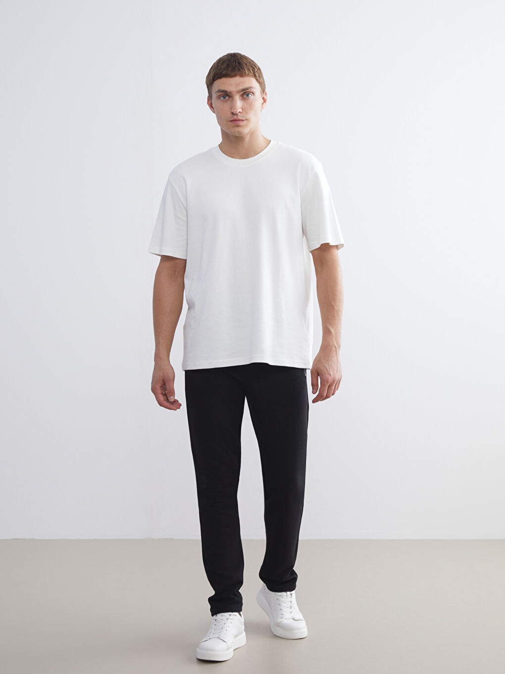 Standard Fit Men's Sweatpants-1