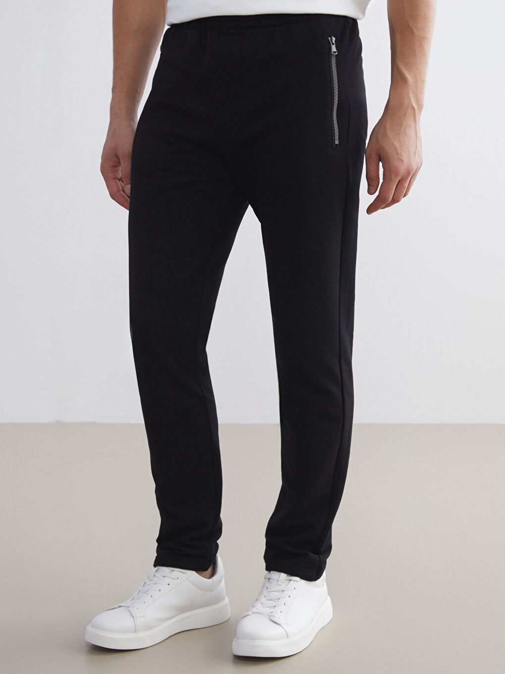 Standard Fit Men's Sweatpants-2