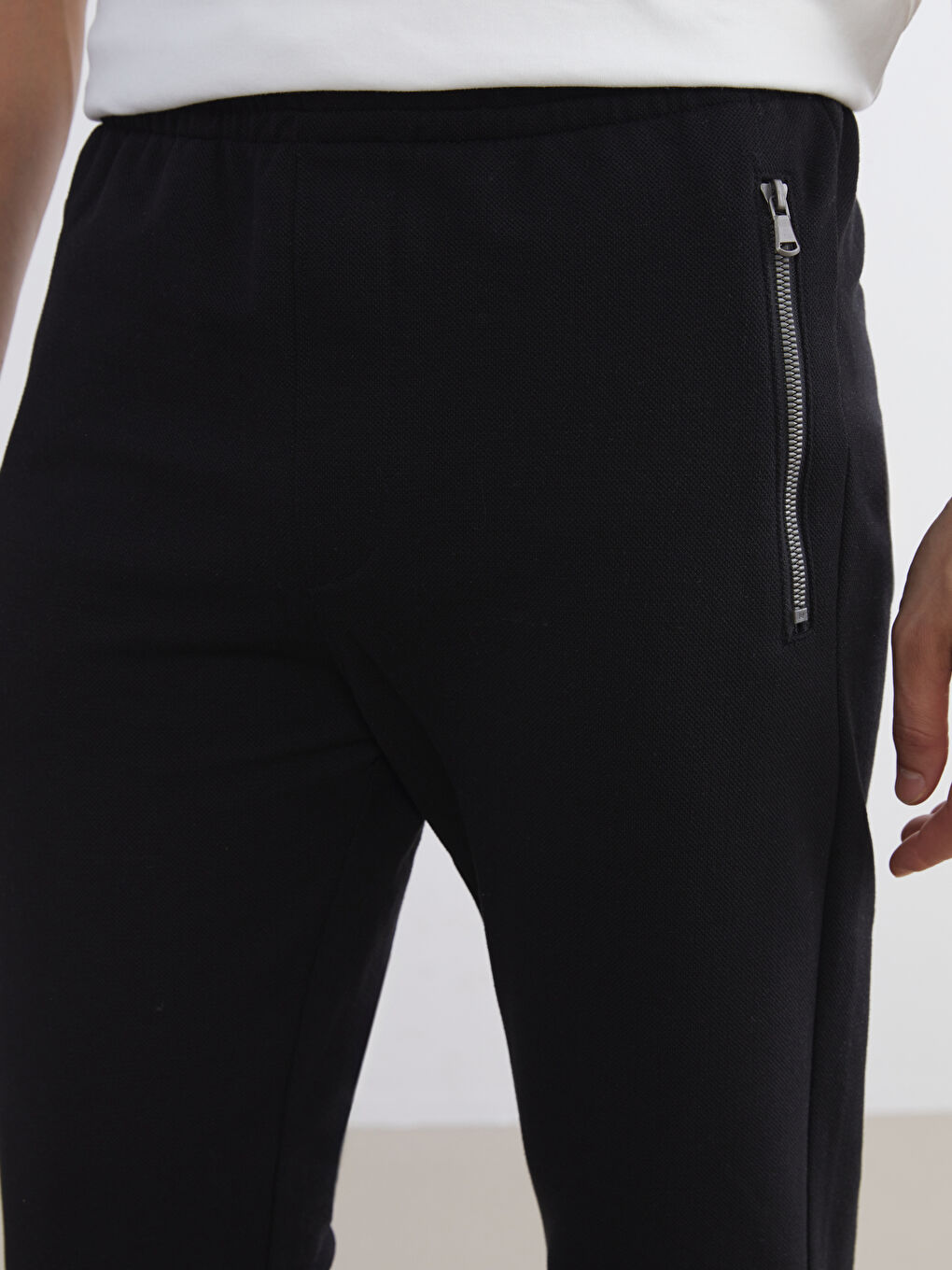 Standard Fit Men's Sweatpants-4