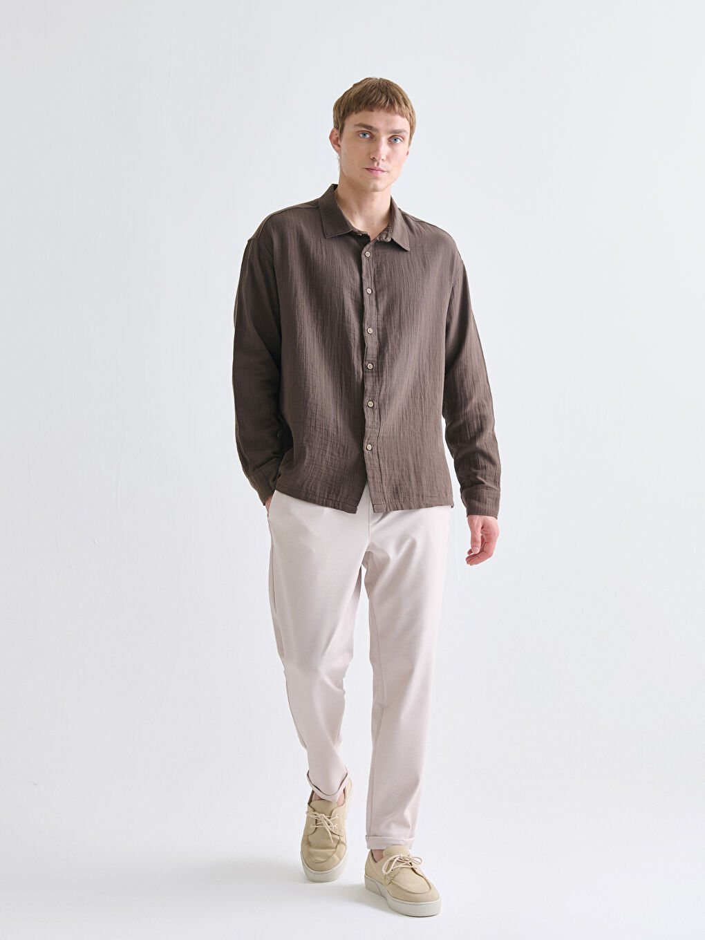Kahverengi Rahat Kalıp Uzun Kollu Erkek Gömlek-1