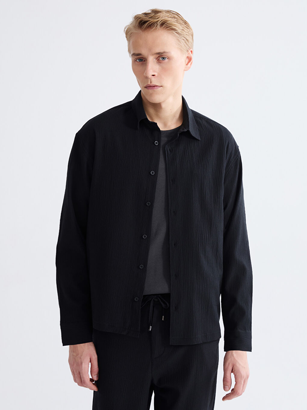 Siyah Regular Fit Uzun Kollu Erkek Gömlek