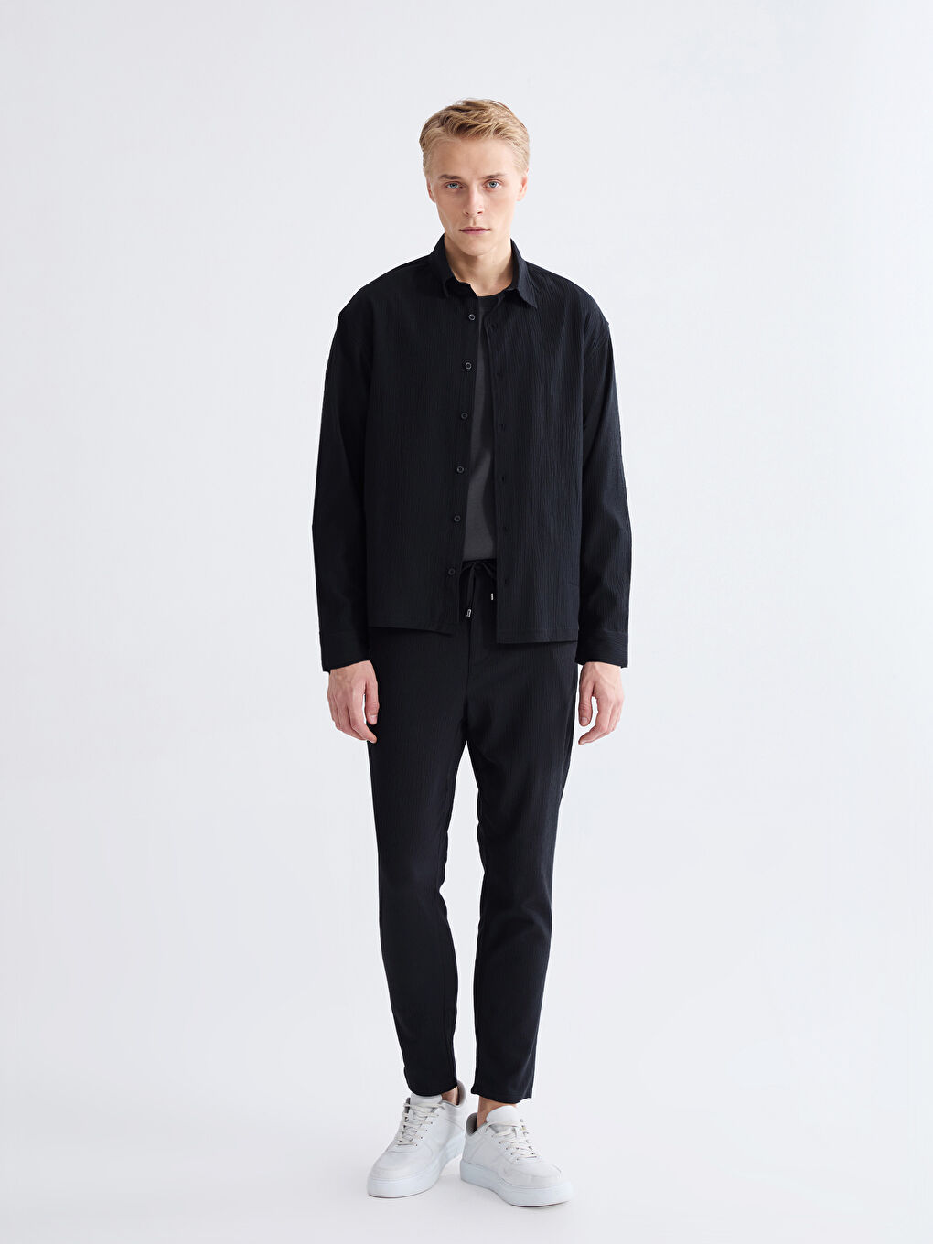 Siyah Regular Fit Uzun Kollu Erkek Gömlek-1