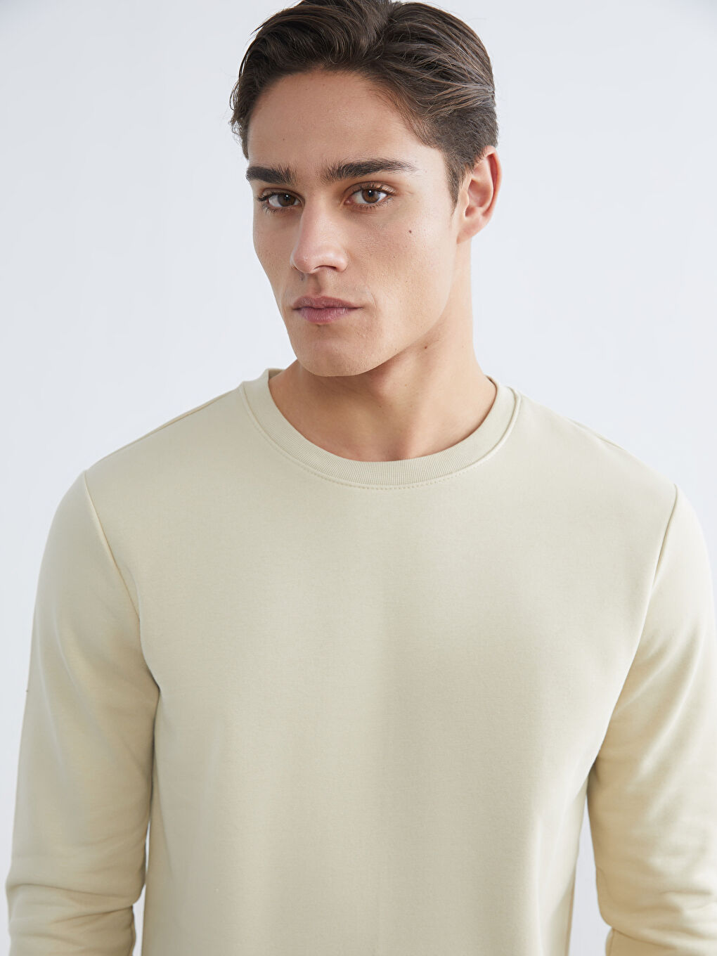 Bej Bisiklet Yaka Erkek Kalın Sweatshirt