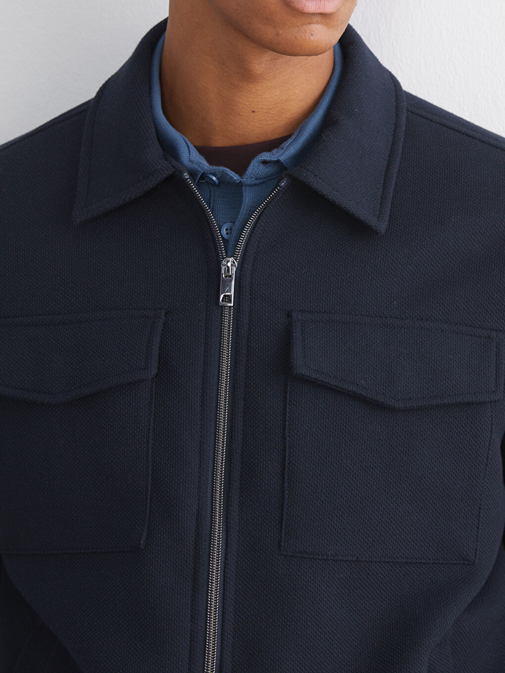 Мужская куртка стандартного кроя с отложным воротником-2