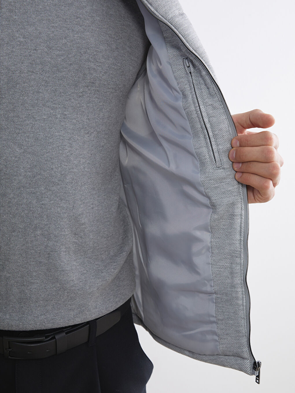 Slim Fit Funnel Neck Men's Puffer Gilet-3