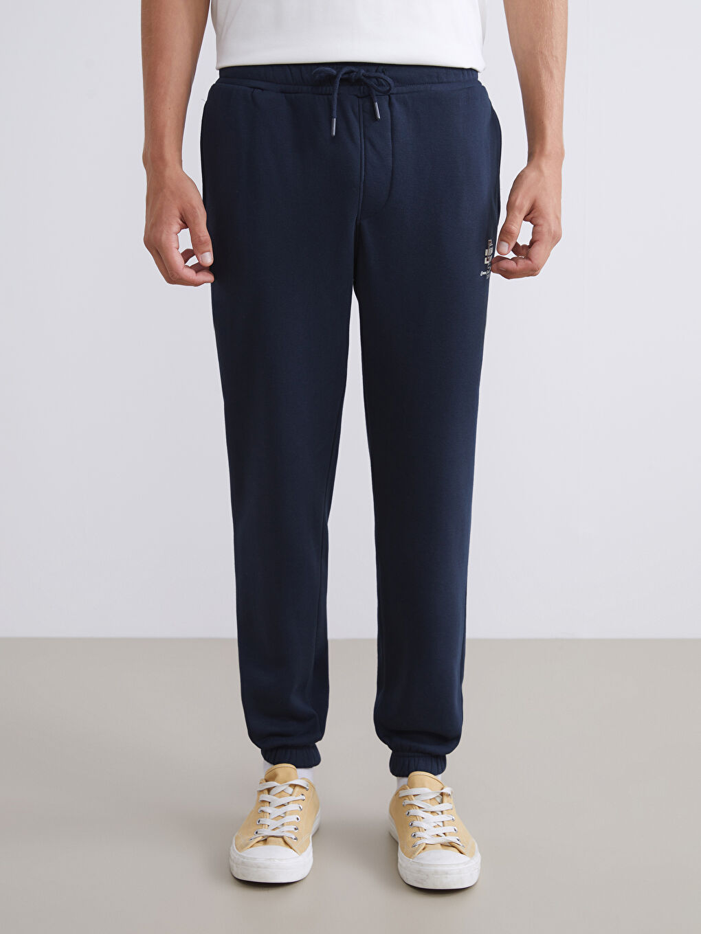 Standard Fit Men's Jogger Sweatpants-1