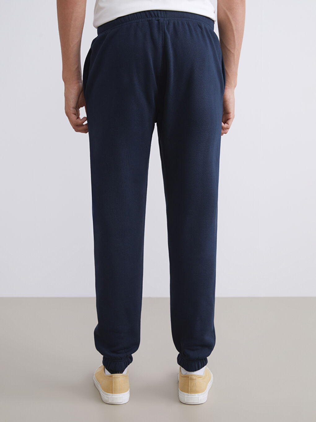 Standard Fit Men's Jogger Sweatpants-3