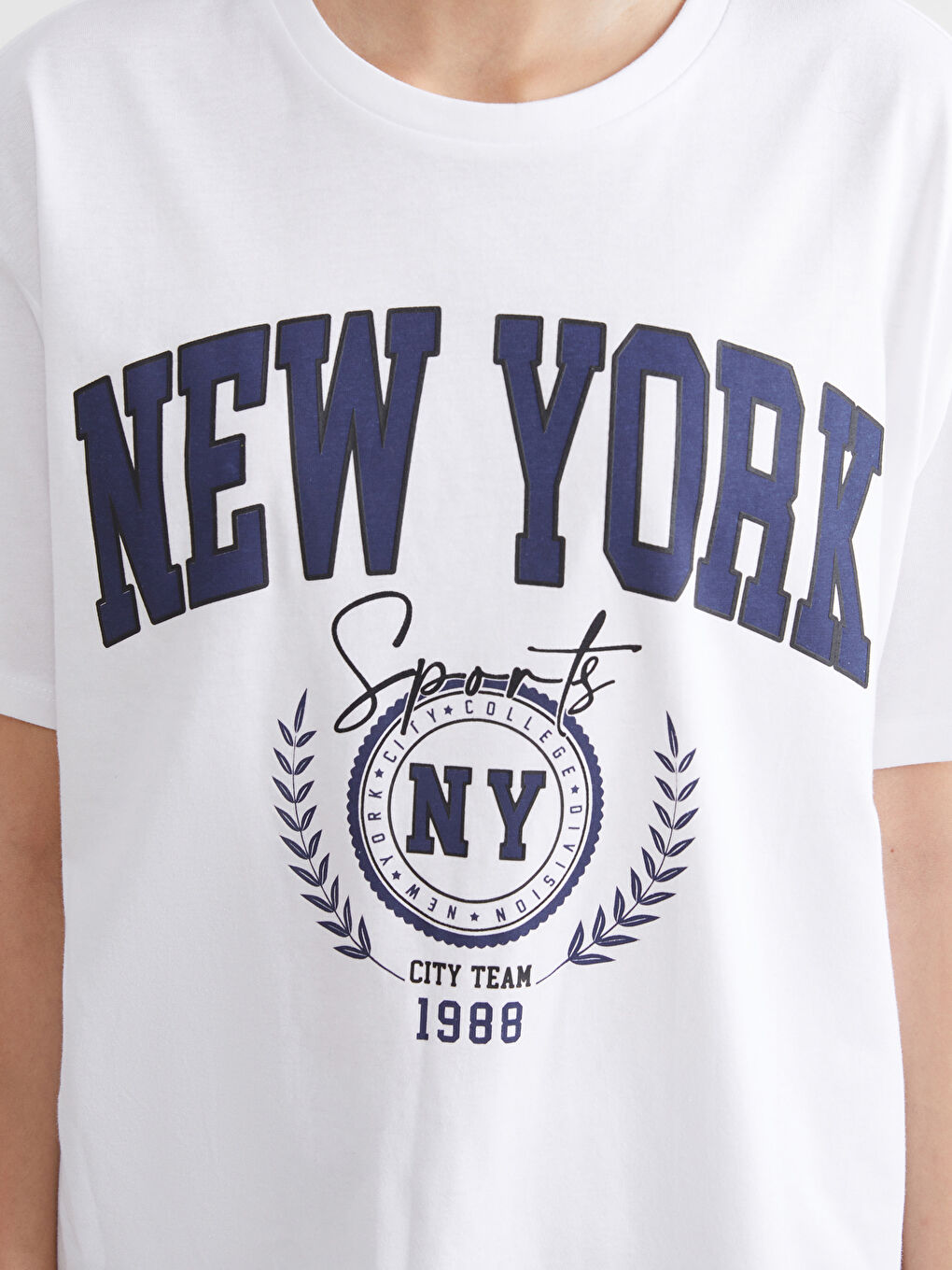 Crew Neck New York Printed Women's T-Shirt-2