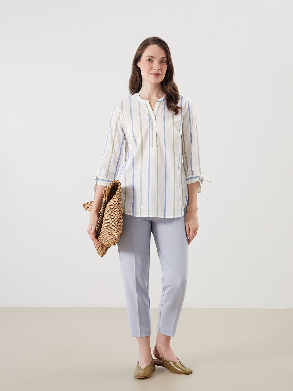 LCW Grace Notch Neck Striped Blouse -W54636Z8-P8J