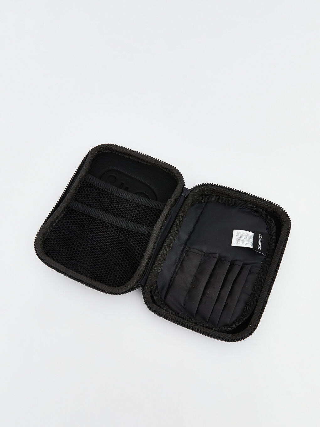 کەیسی قەڵەم ڕه‌ش هەمە ڕەگەز-2