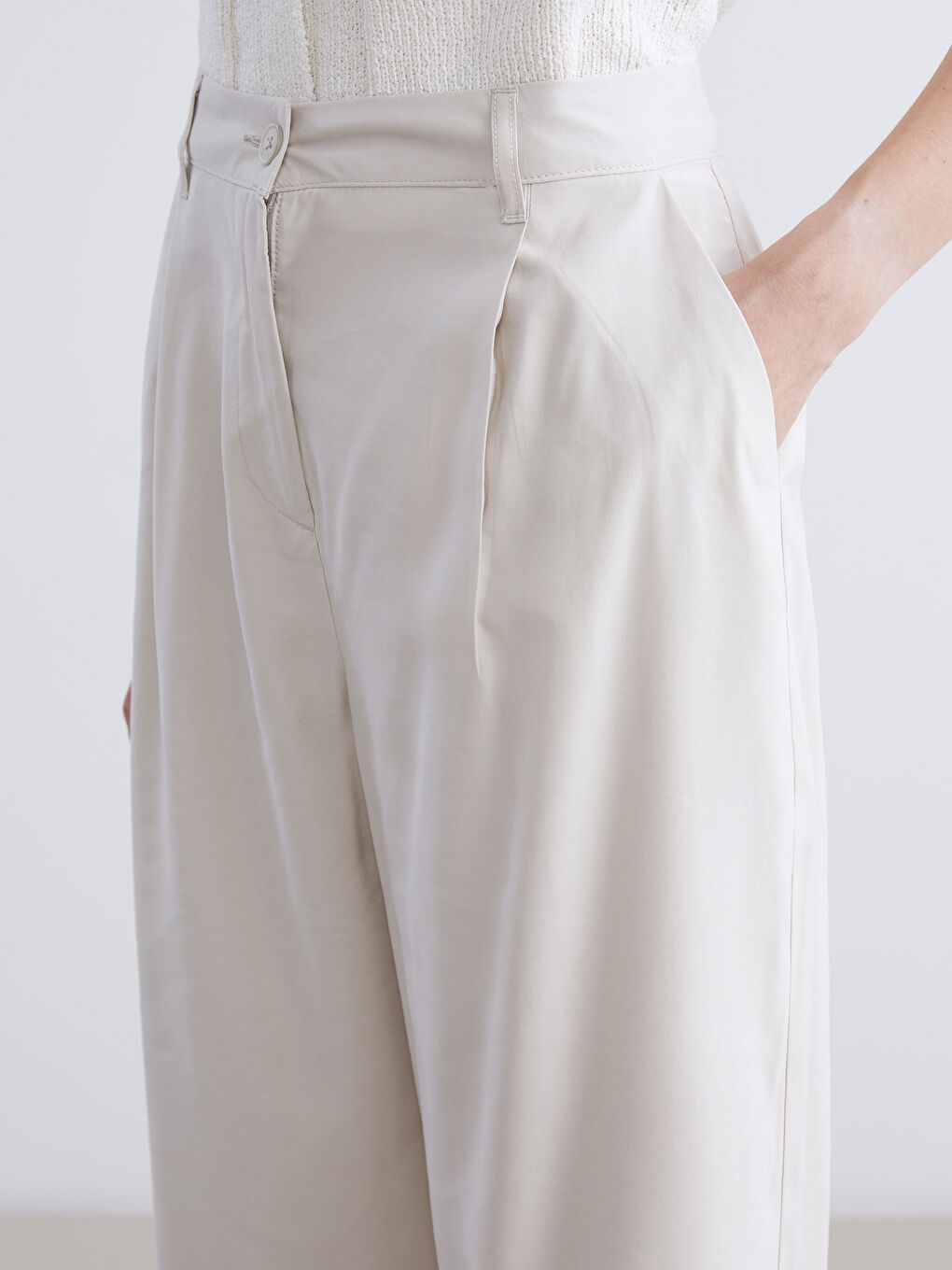 XSIDE Woman BEIGE Trousers -W54675Z8-CR8