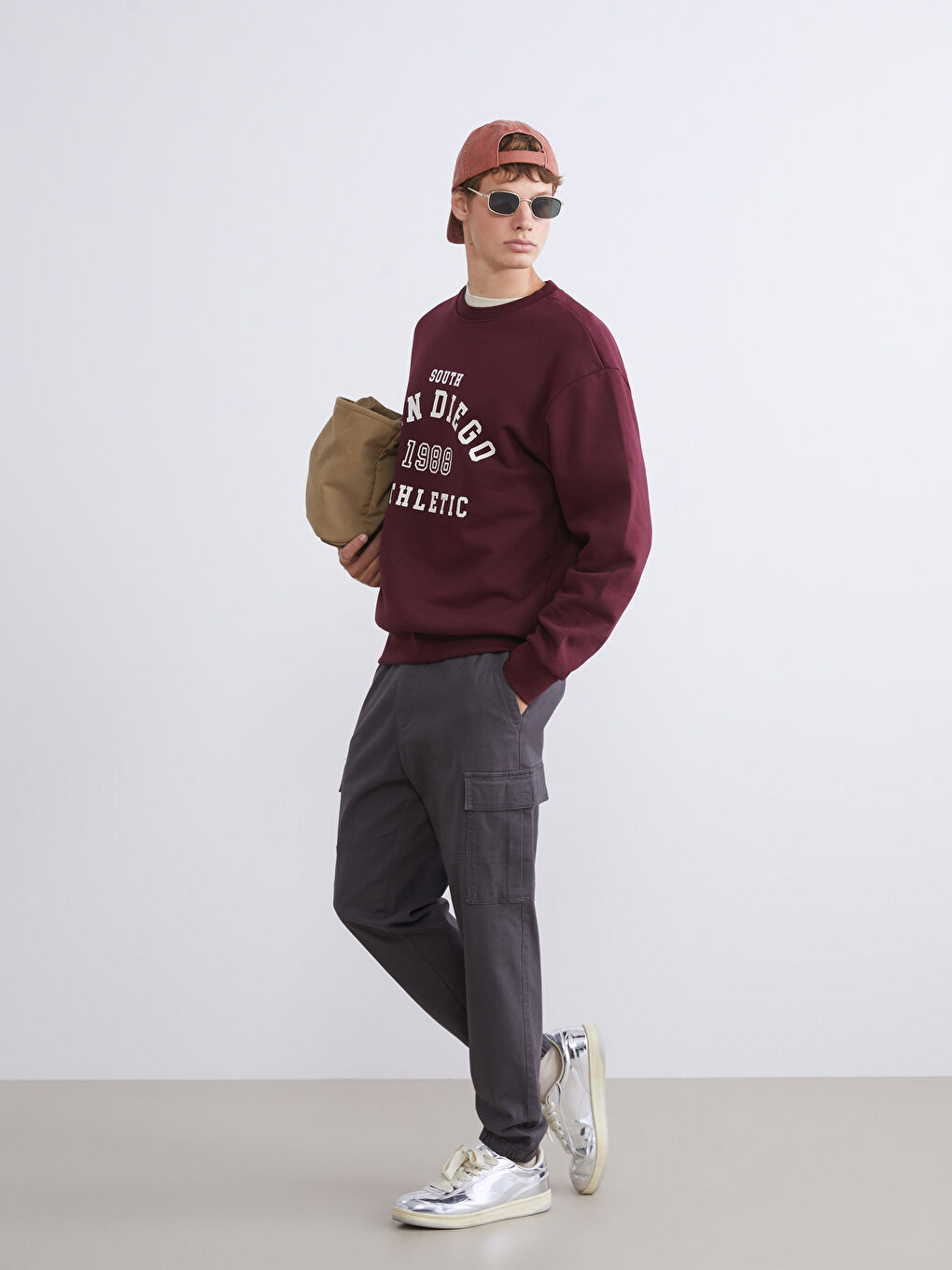 Standard Fit Twill Men's Trousers