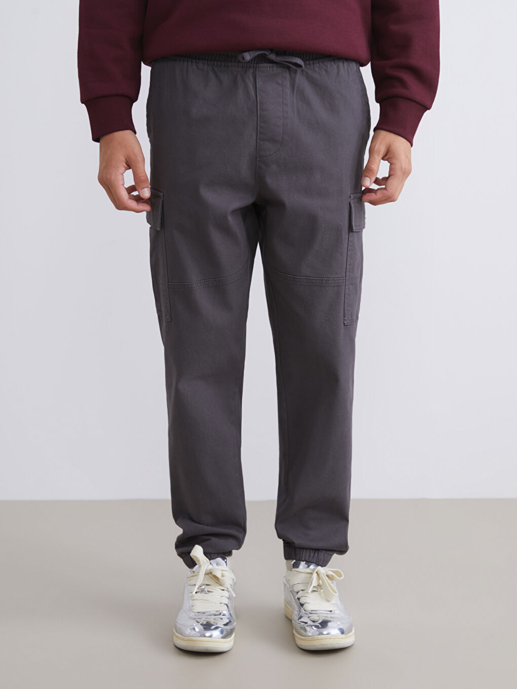 Standard Fit Twill Men's Trousers-1
