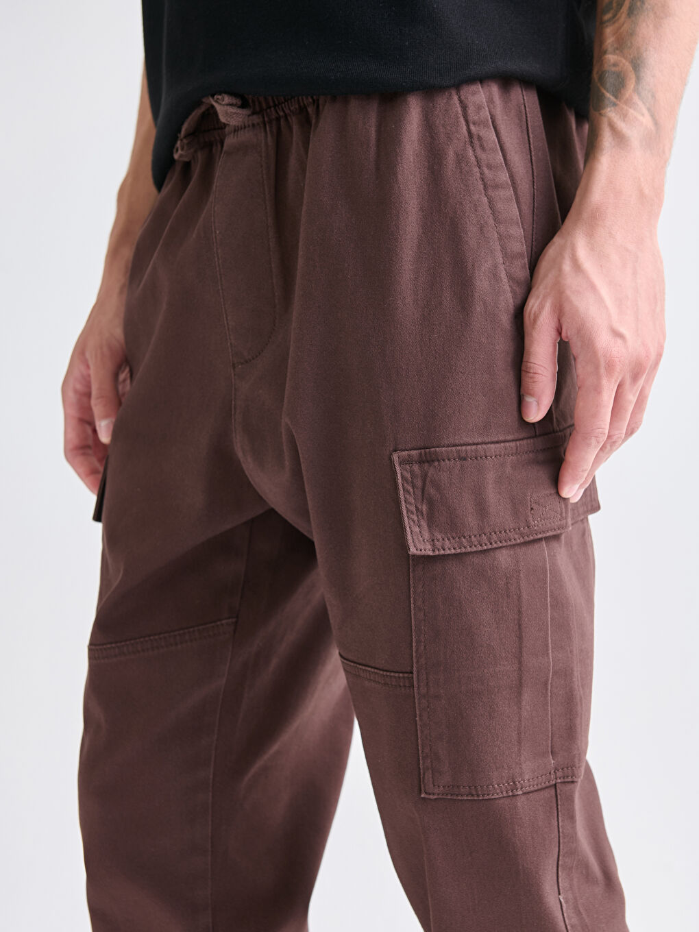 Standard Fit Men's Cargo Trousers-2